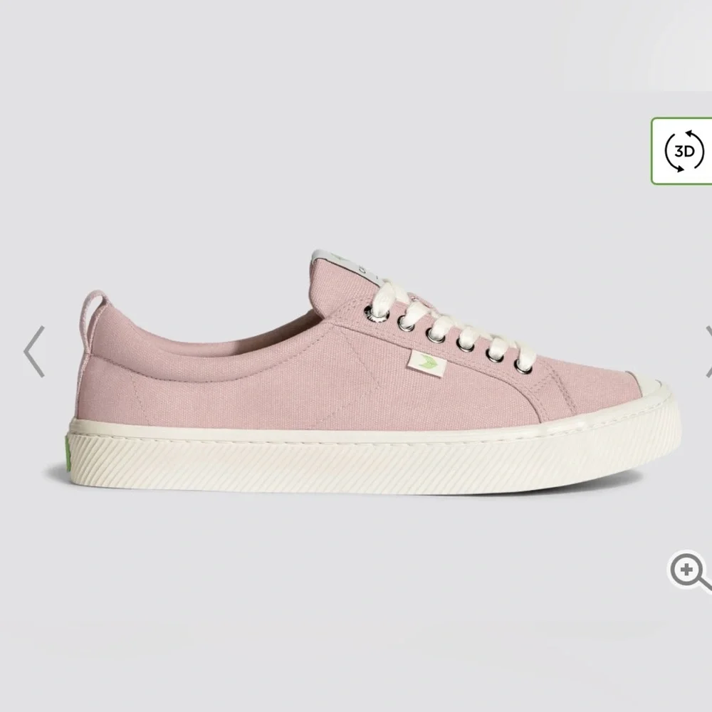 Cariuma OCA Low‎ Rose Canvas Sneaker
